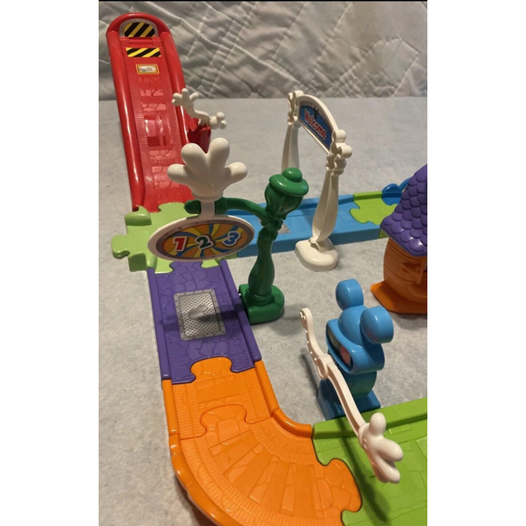 Disney Mickey Mouse Choo Choo Express Train Set Vtech Go Go Smart Wheels - Picture 1 of 16